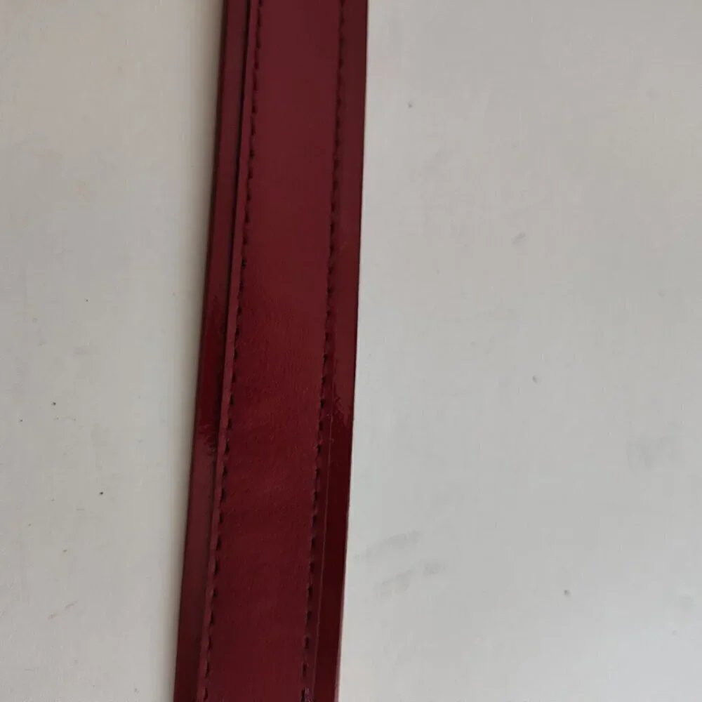 Ladies SZ S Red Faux Leather/Patent Leather Belt